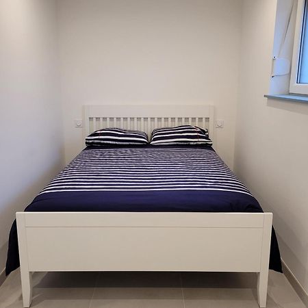 Il Vialetto, Appartement Capri, Spacieux, Tout Confort, Au Calme Jeumont Екстериор снимка